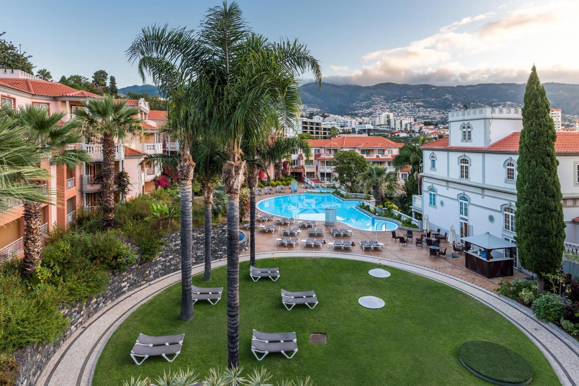 Pestana Miramar Garden & Ocean Hotel Funchal  Exterior photo